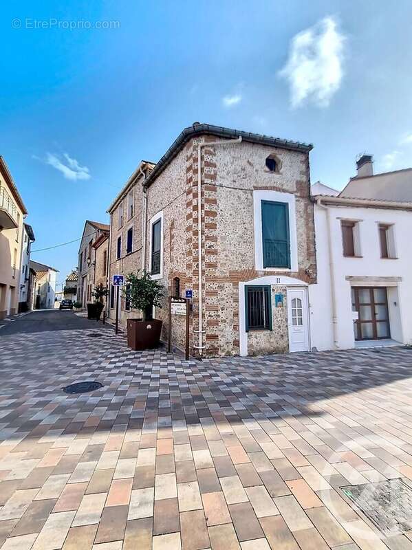 Maison à LATOUR-BAS-ELNE