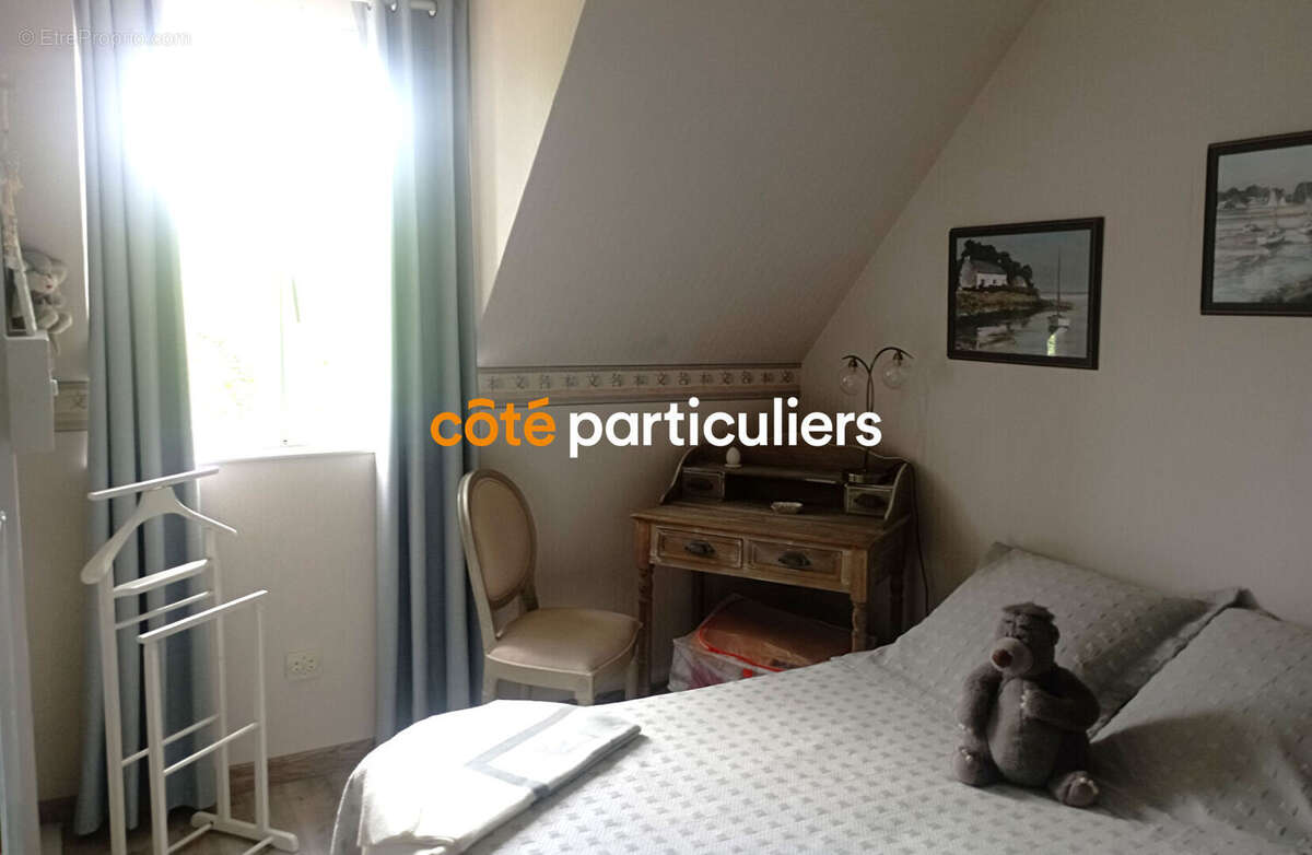 Maison à CHEVILLON-SUR-HUILLARD