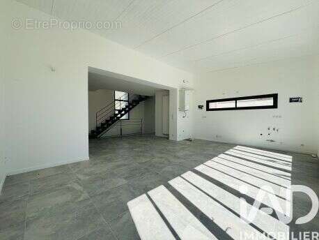 Photo 6 - Maison à SAINT-MAUR-DES-FOSSES