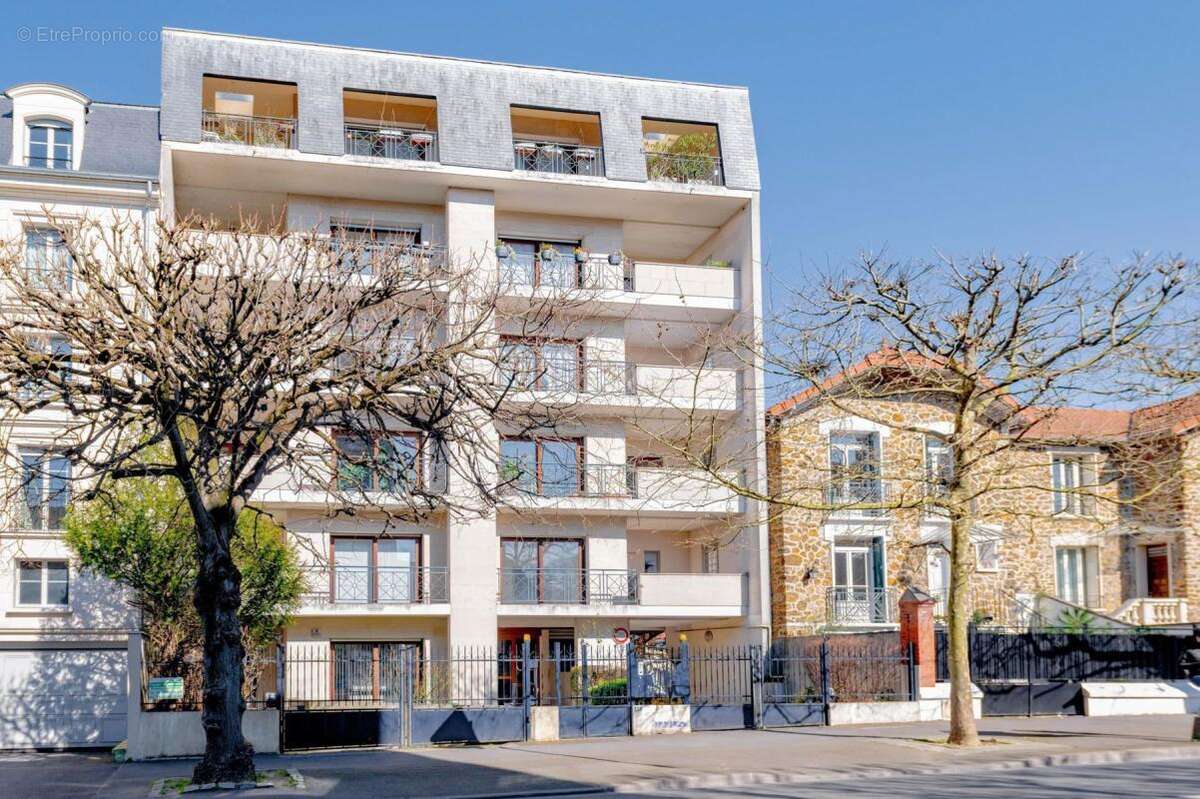 Appartement à LE RAINCY