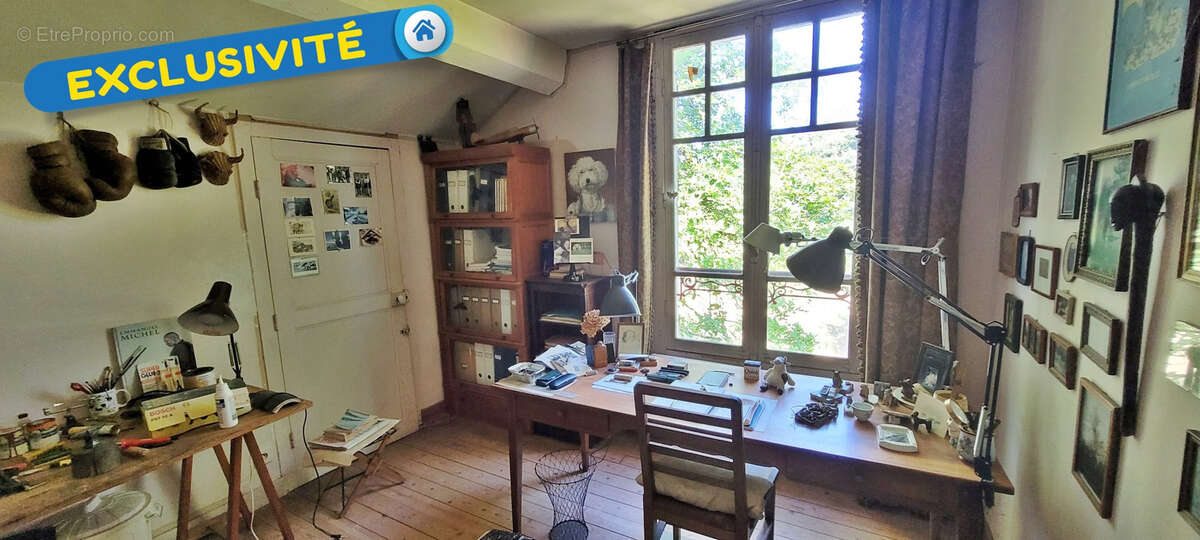 Maison à COMBREUX