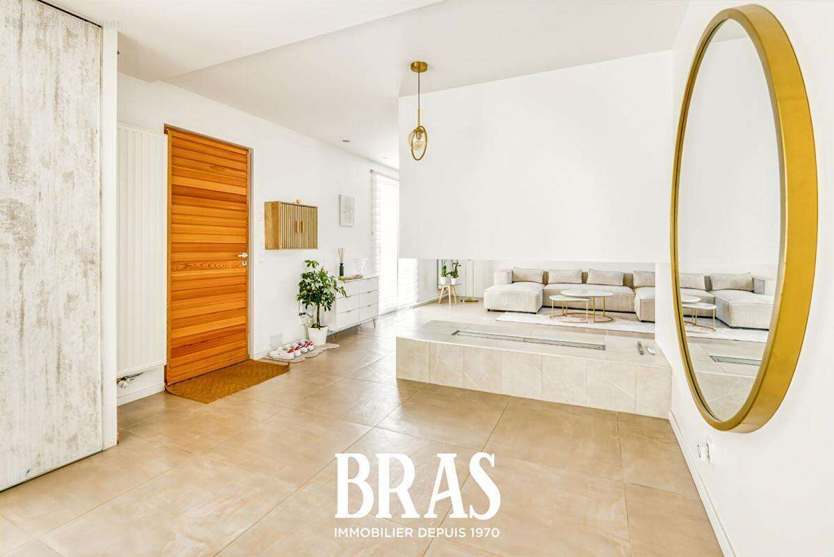 Maison à BOUGUENAIS