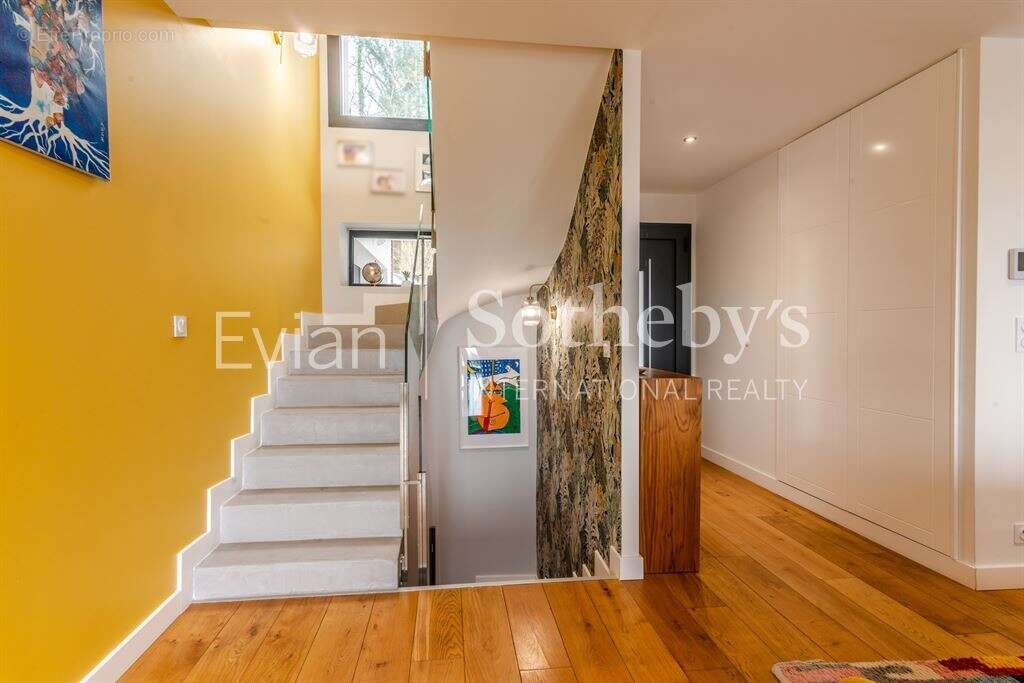 Maison à NEUVECELLE