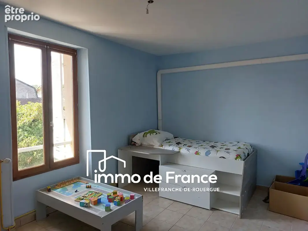 Maison de ville 108.25m² - Centre-ville, garage, terrasse et cour - photo 6
