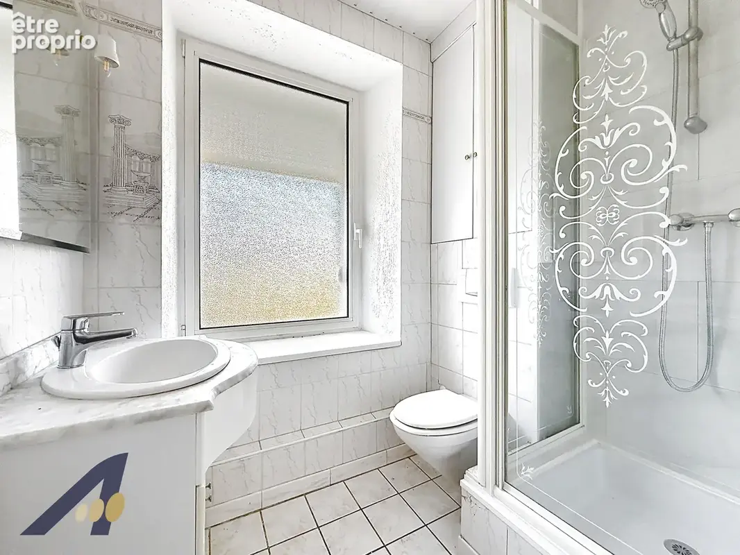 Bel appartement renove avec garage -cave et terrain privatif. - photo 5