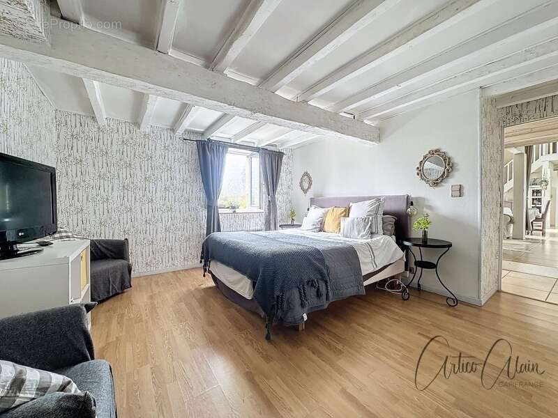 Dpt Haute Garonne (31), à vendre proche de VILLEFRANCHE DE LAURAGAIS maison en pierre de 676 m² - Terrain de 3 400m² - photo 14