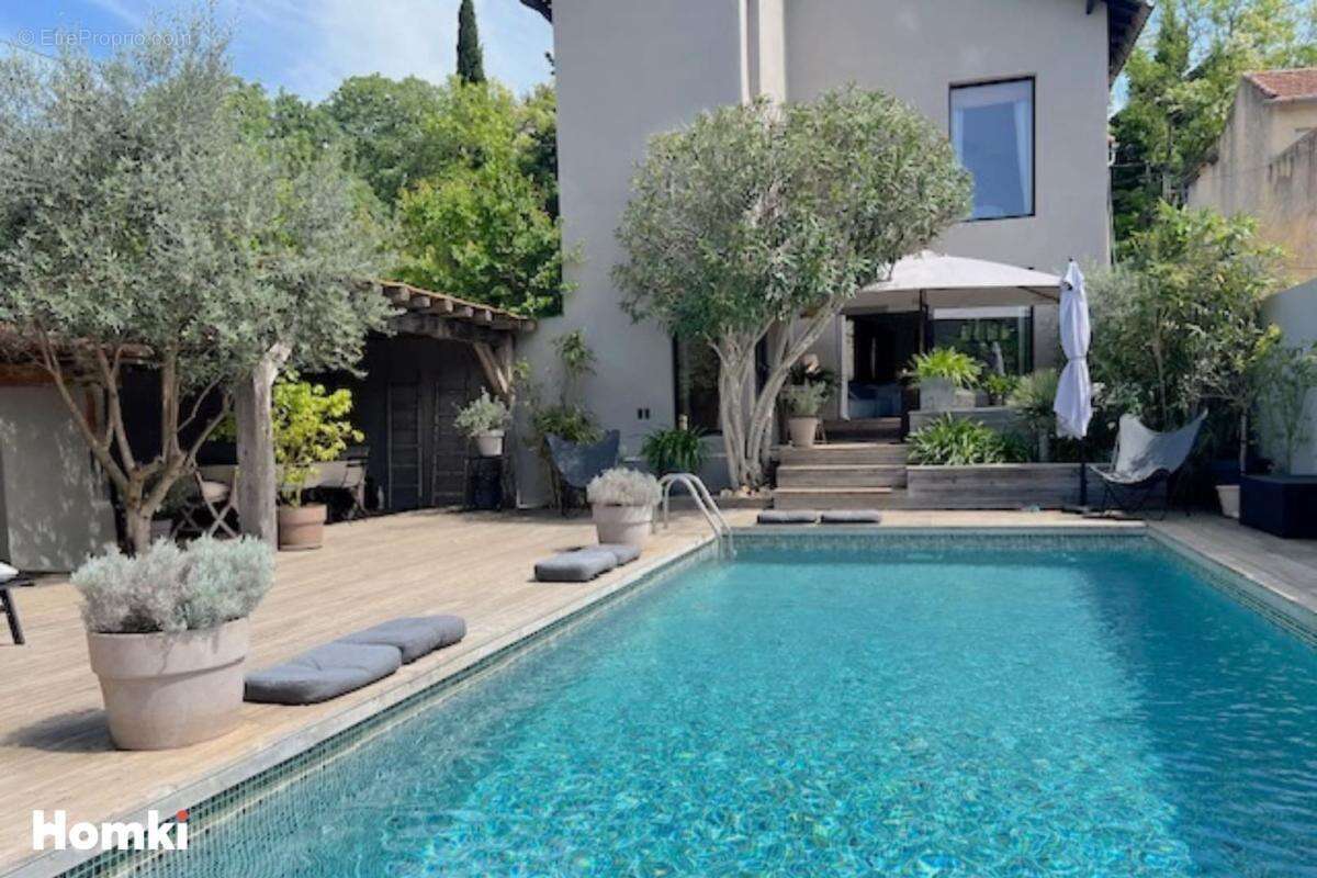 Maison à VILLENEUVE-LES-AVIGNON
