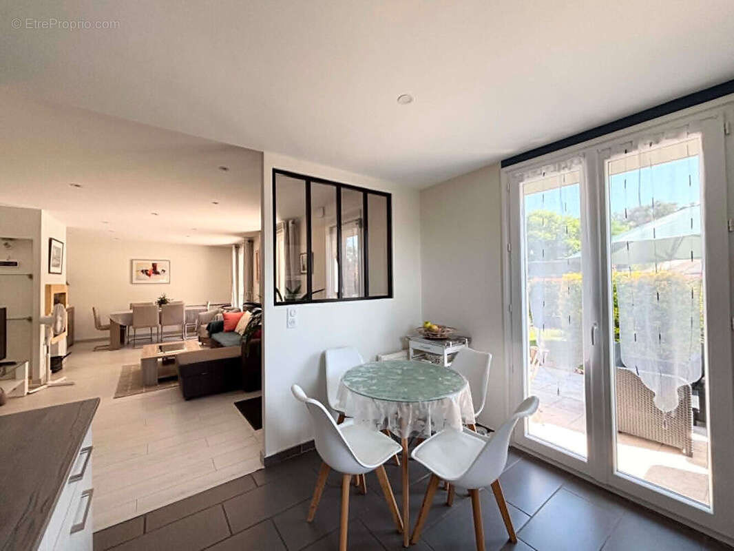 Maison plain-pied, 3 chambres 107.35 m² - photo 11