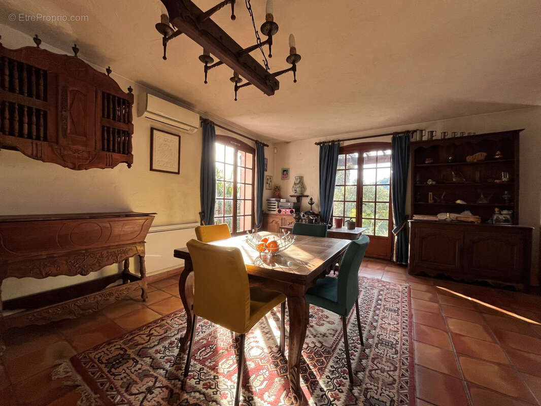 Maison à AURIBEAU-SUR-SIAGNE