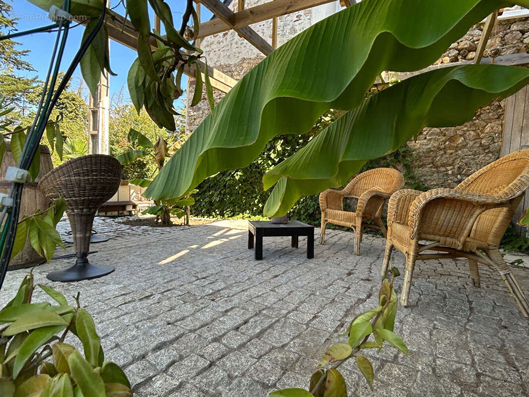 Maison à DONGES