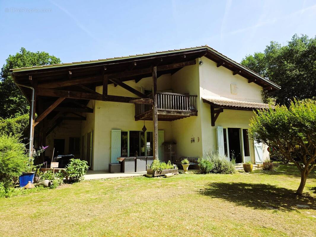 Maison à BLASIMON