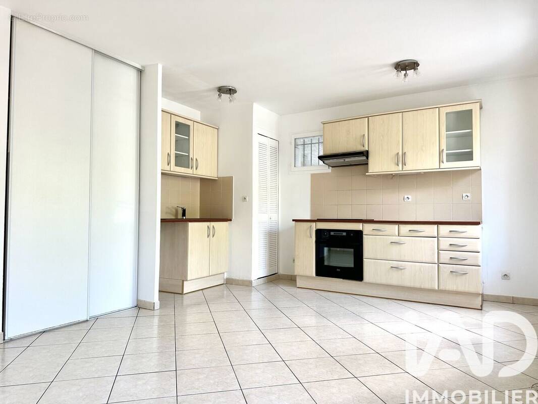 Photo 1 - Appartement à THIAIS