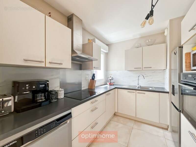 Appartement à VEZIN-LE-COQUET
