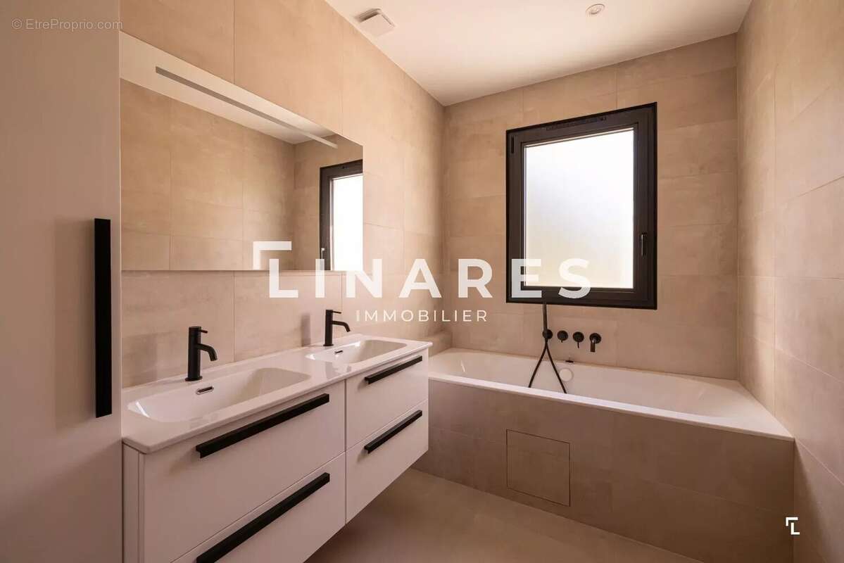 Maison à MARSEILLE-11E