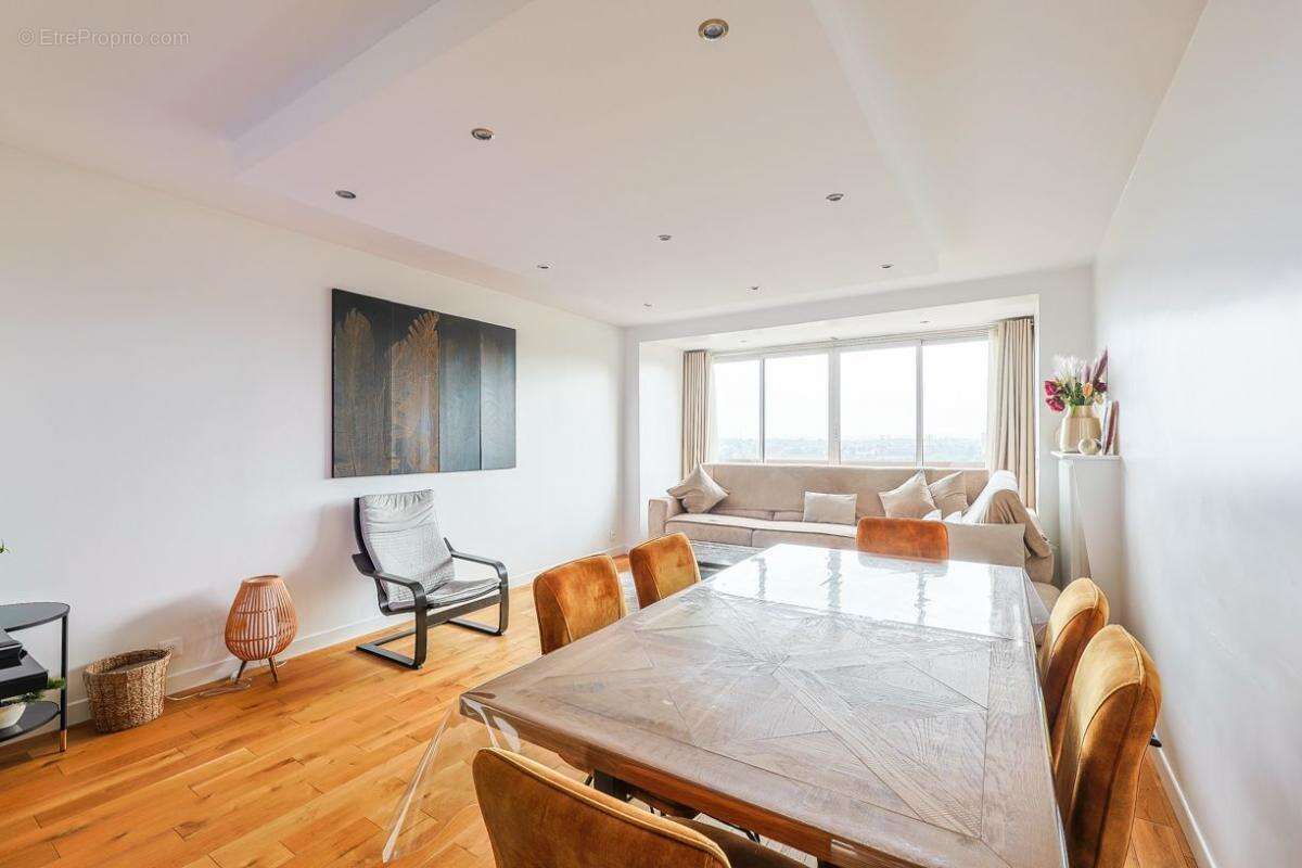 Appartement à VILLEMOMBLE