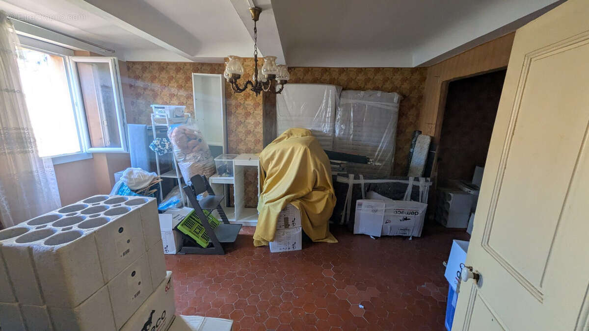 Maison à SIX-FOURS-LES-PLAGES