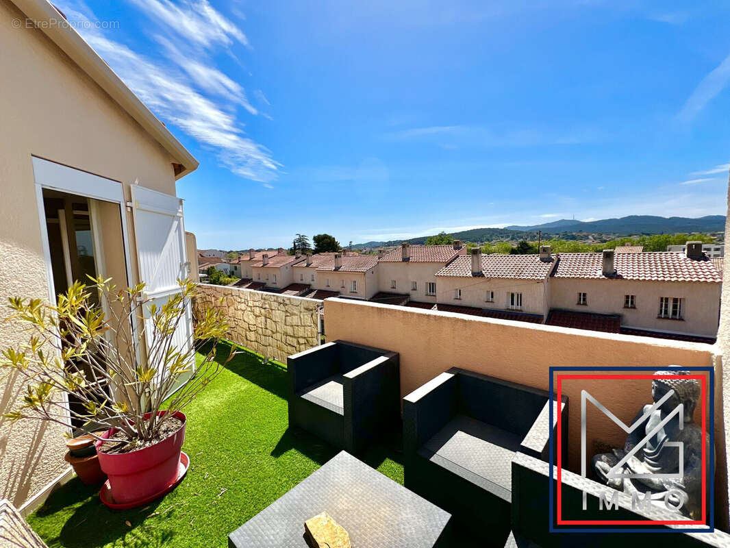 Appartement à SIX-FOURS-LES-PLAGES