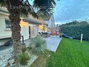 Maison à SAINT-PAVACE