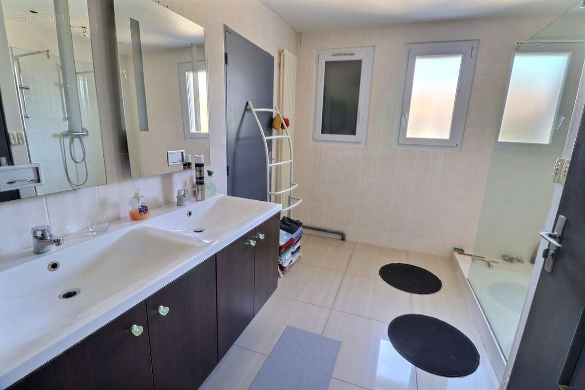 Maison à SAINT-PARGOIRE