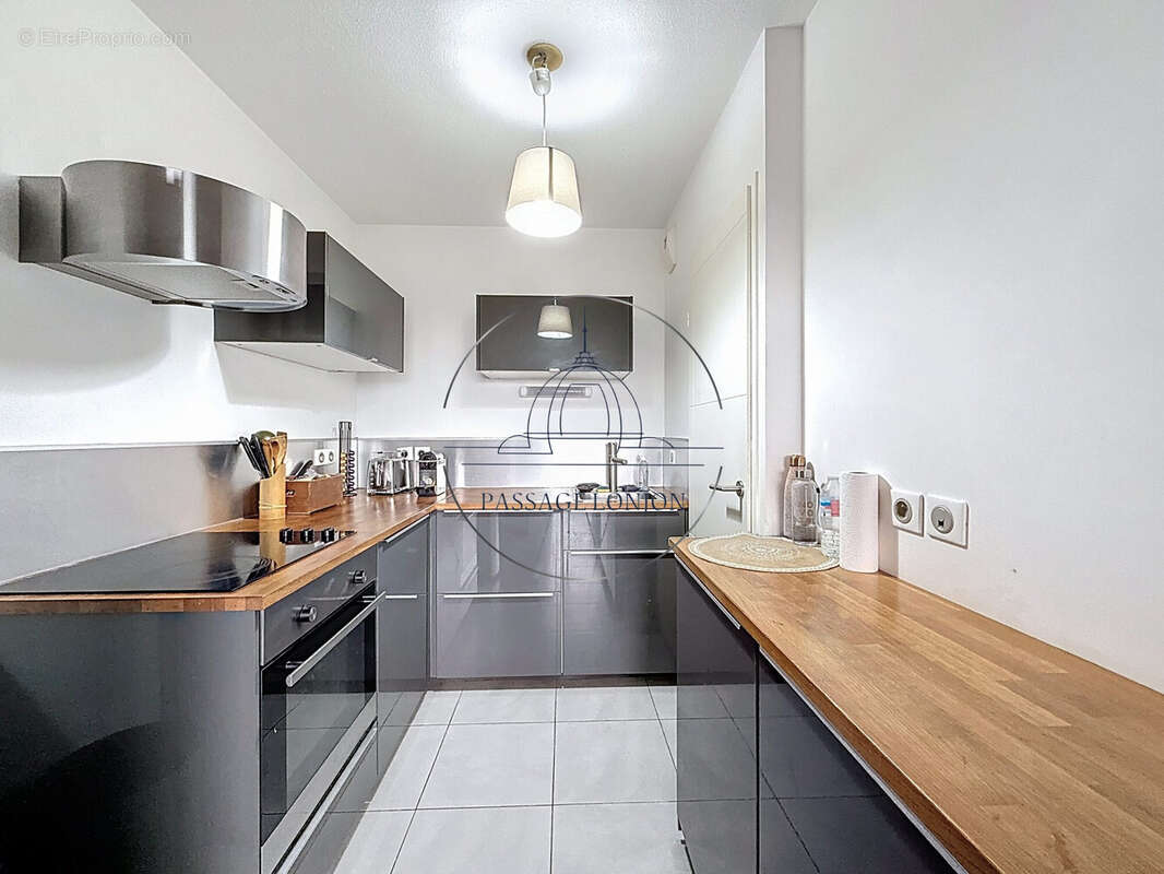 Appartement à LE CRES