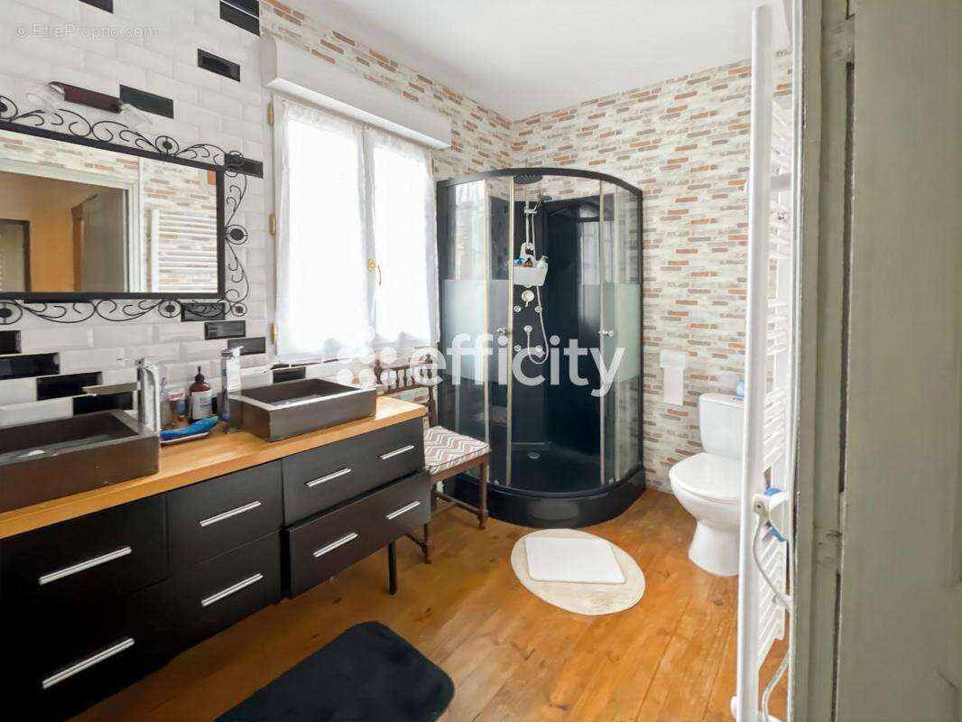 Maison à SAINT-CERNIN-DE-LABARDE