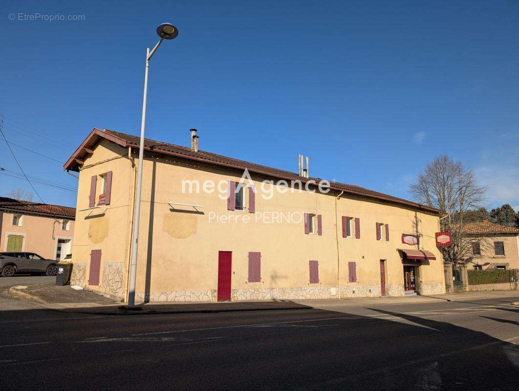 Appartement à CARMAUX