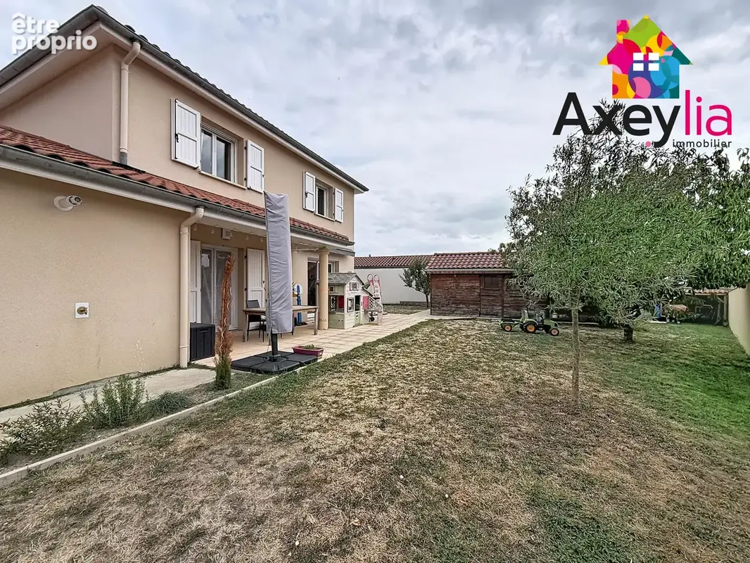 A VENDRE - SECTEUR MONTBRISON - Maison familiale 138 m2 de 2006 - photo 3