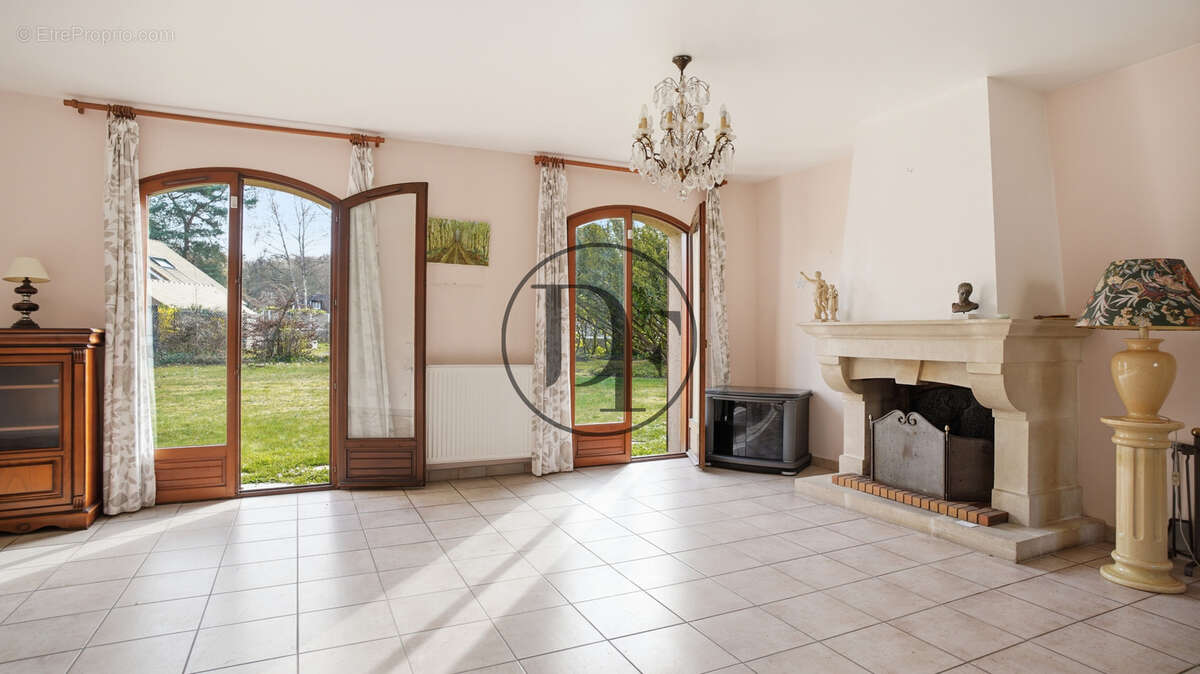 Maison à BOIS-LE-ROI