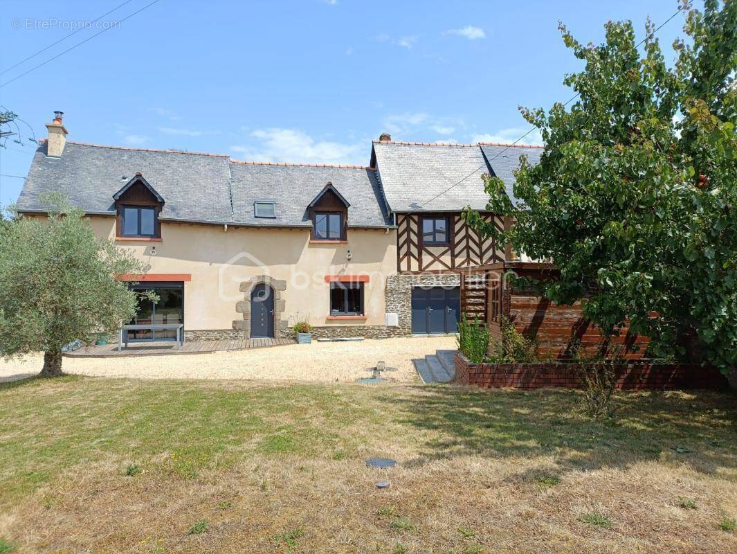 Maison à SAINT-GILLES