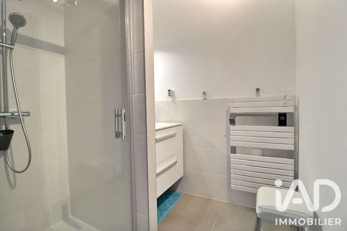 Appartement 65 m² à Bormes-Les-Mimosas  - photo 7