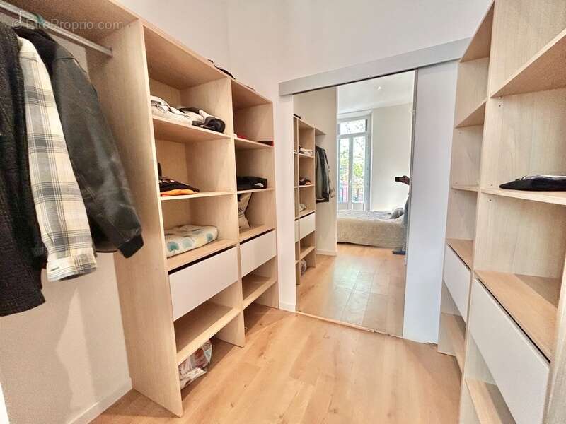 Appartement à LE MUY