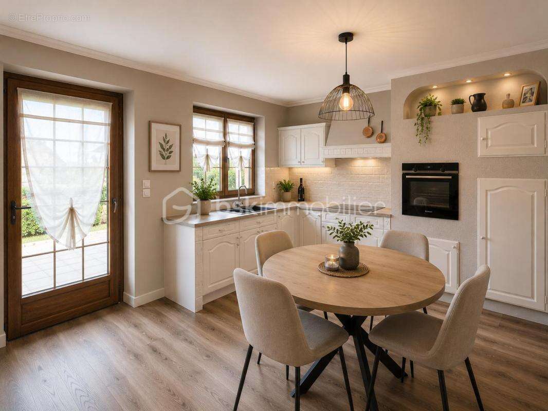 Maison spacieuse de 180 m² située dans un cadre verdoyant et paisible - photo 8