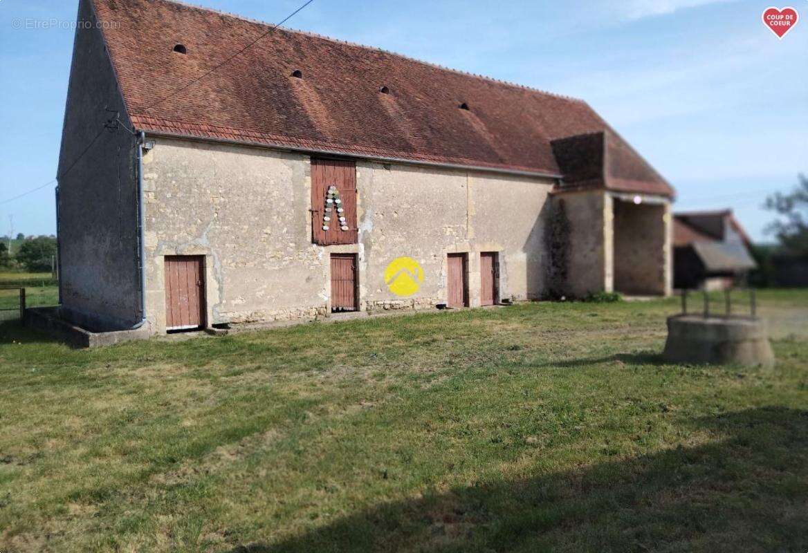 Maison à SAINT-AMAND-MONTROND