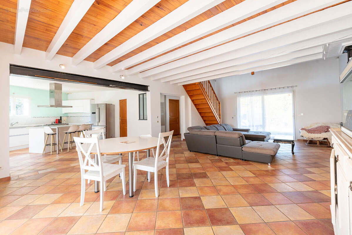 Maison à BRETAGNE-DE-MARSAN