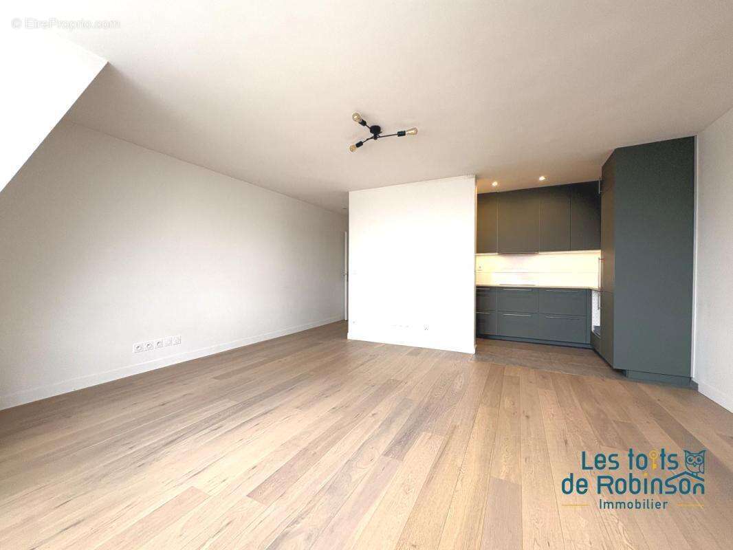 Appartement à LE PLESSIS-ROBINSON