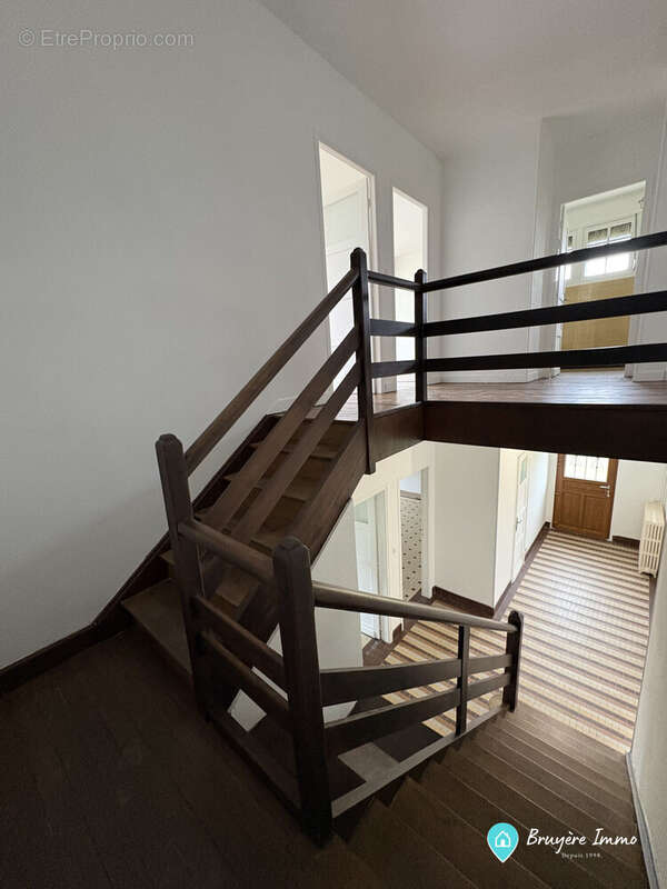 Maison 138 m² à Noyelles-Sur-Sambre  - photo 4