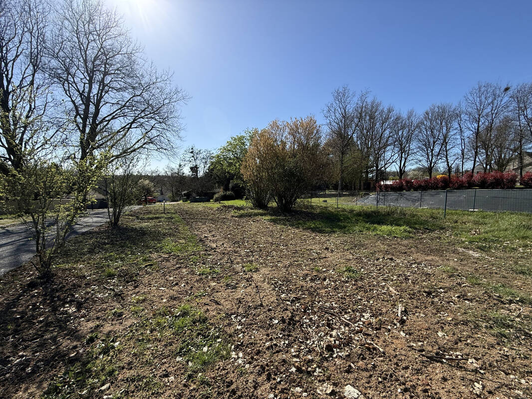 Terrain à PARCAY-MESLAY