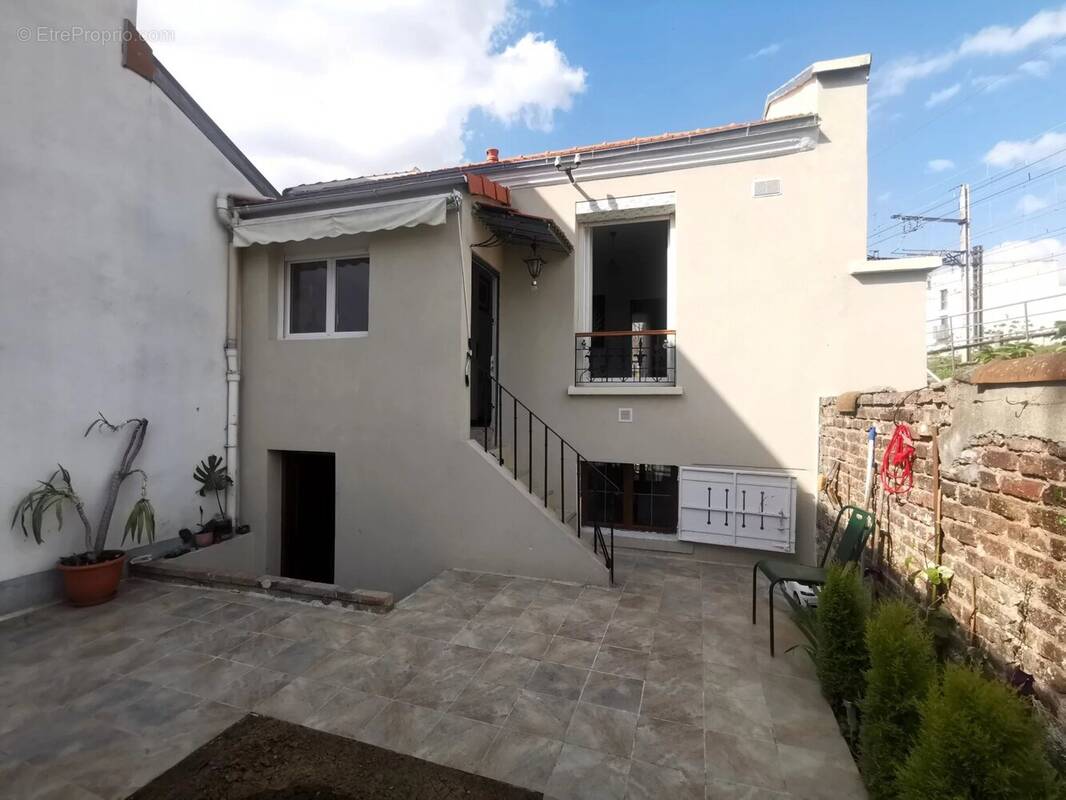 Maison à VITRY-SUR-SEINE