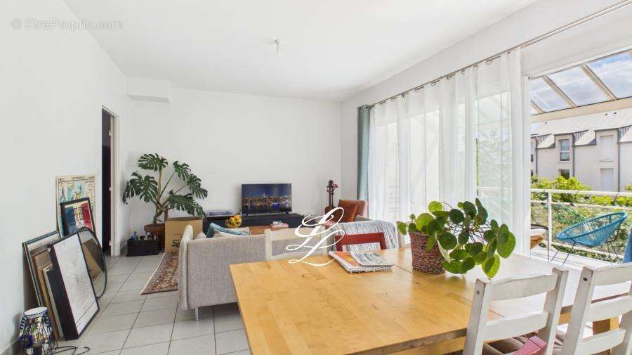 Appartement 66 m² à Rennes  - photo 380