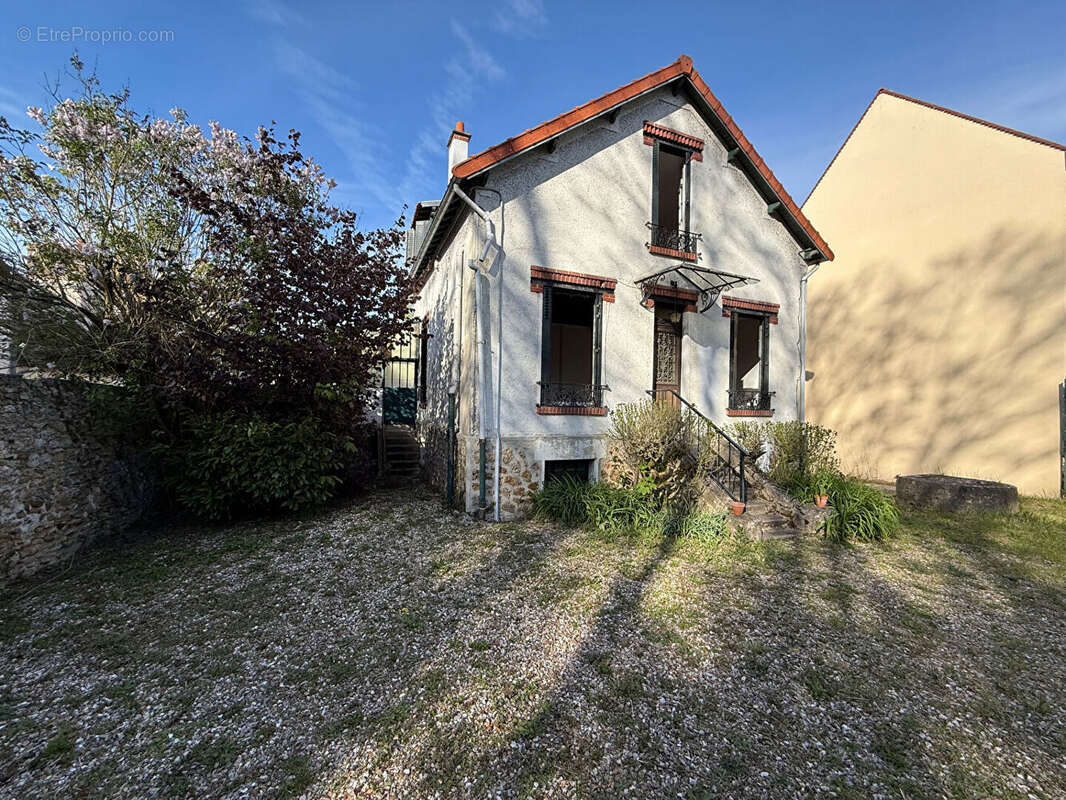 Maison à JOUY-EN-JOSAS