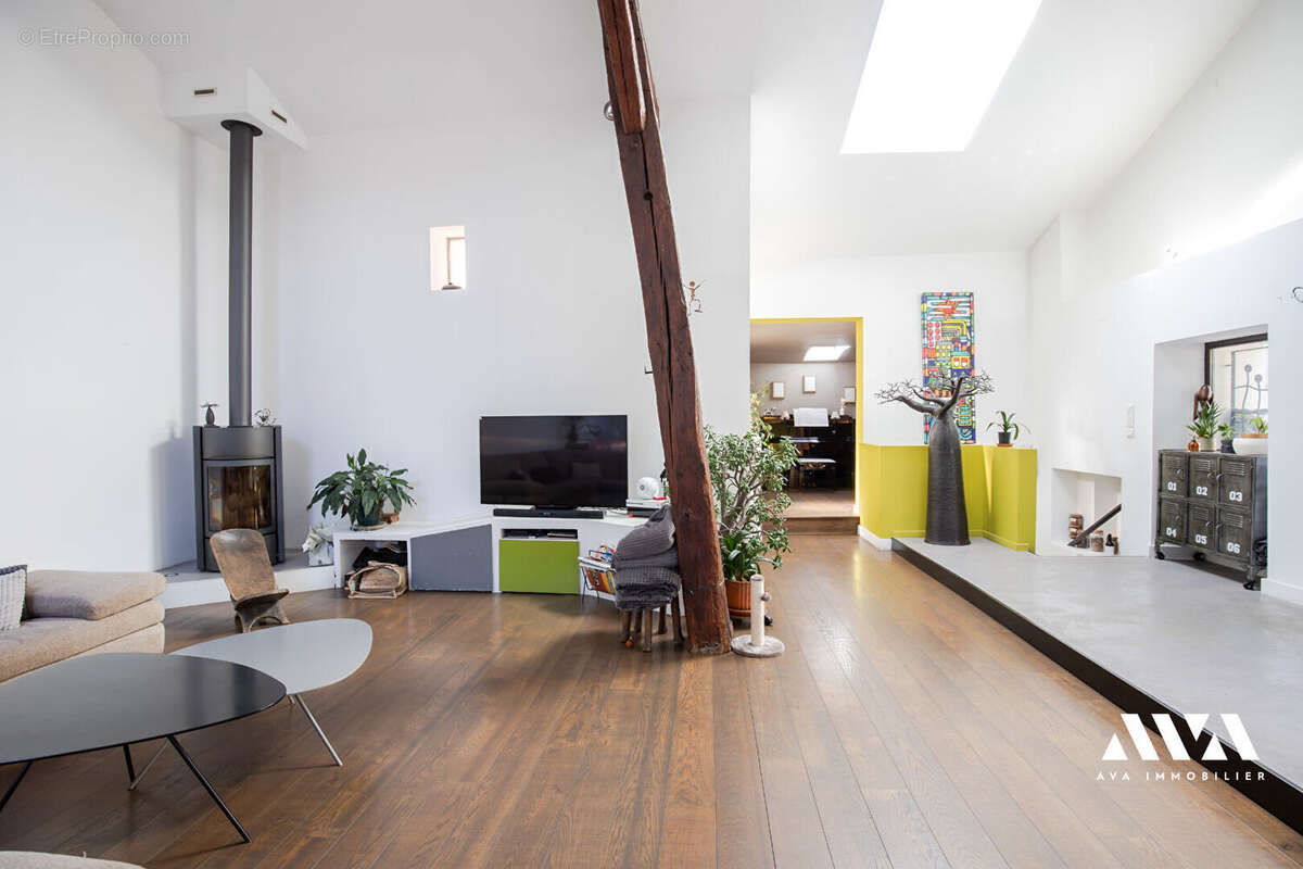 Maison - 260 m2 - photo 2