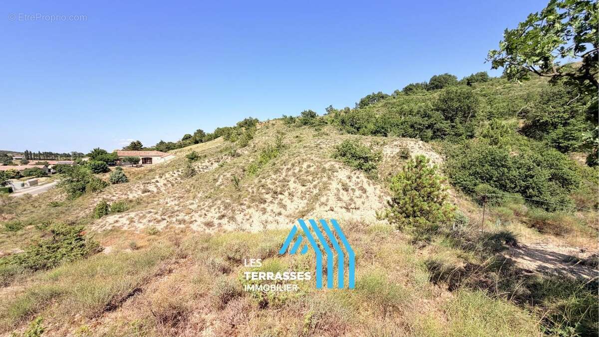 Terrain 1713 m² à Saint-Vincent-De-Barres  - photo 2
