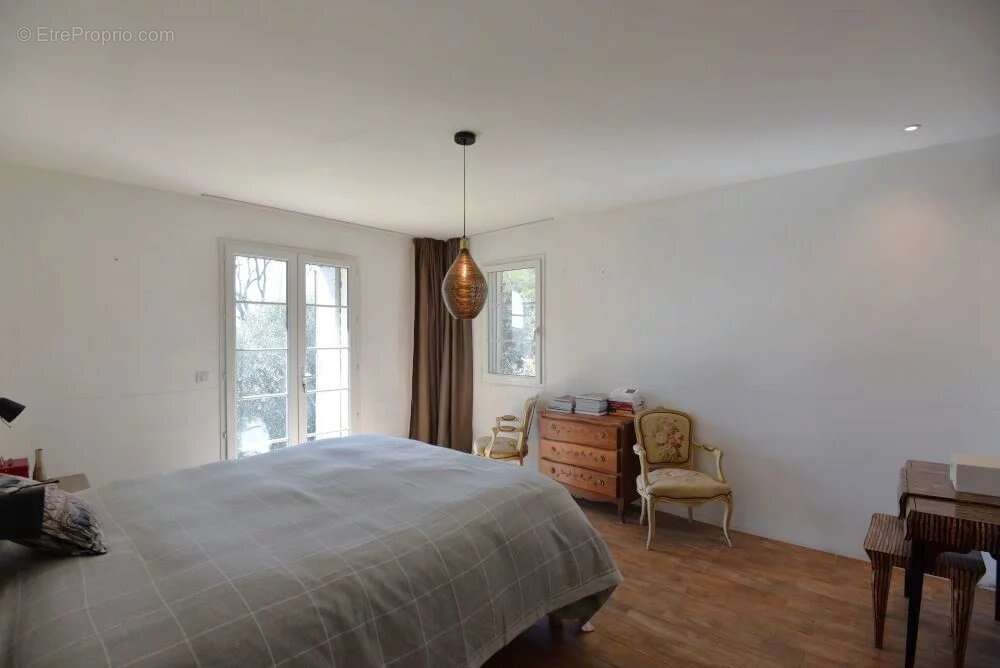 Maison à MONTAUROUX