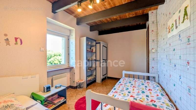 Lanarvilly - Maison 140 m² - 6 Chambres - Terrain 3000 m² - photo 17