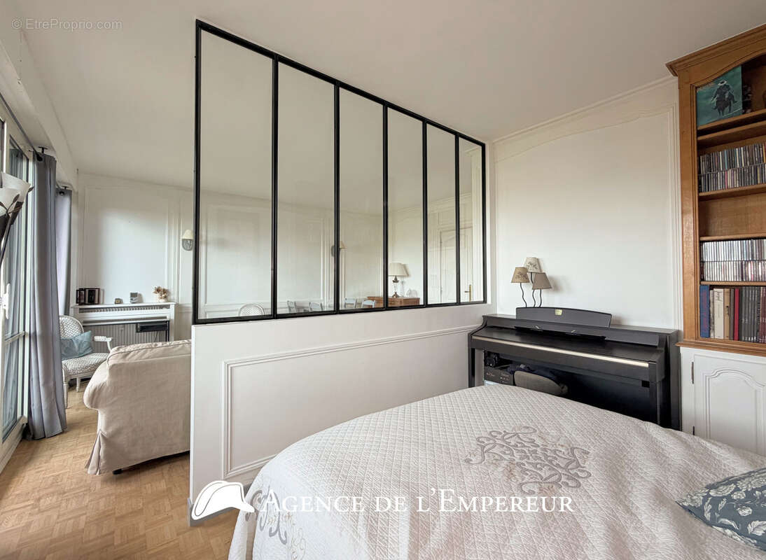 Appartement à SURESNES
