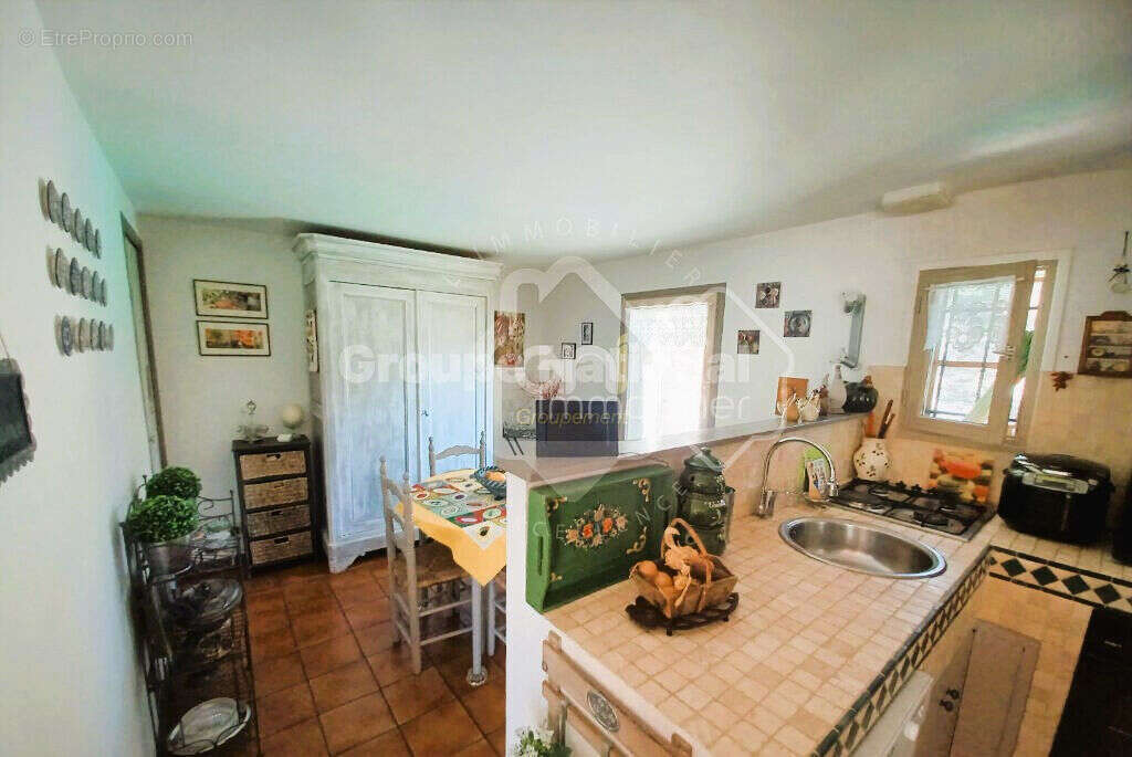 Maison à PIERREVERT