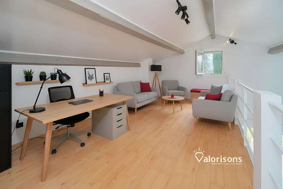 Maison à VILLETTE-D'ANTHON