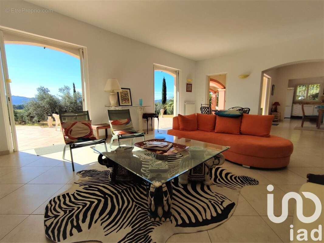 Photo 3 - Maison à LA MOTTE