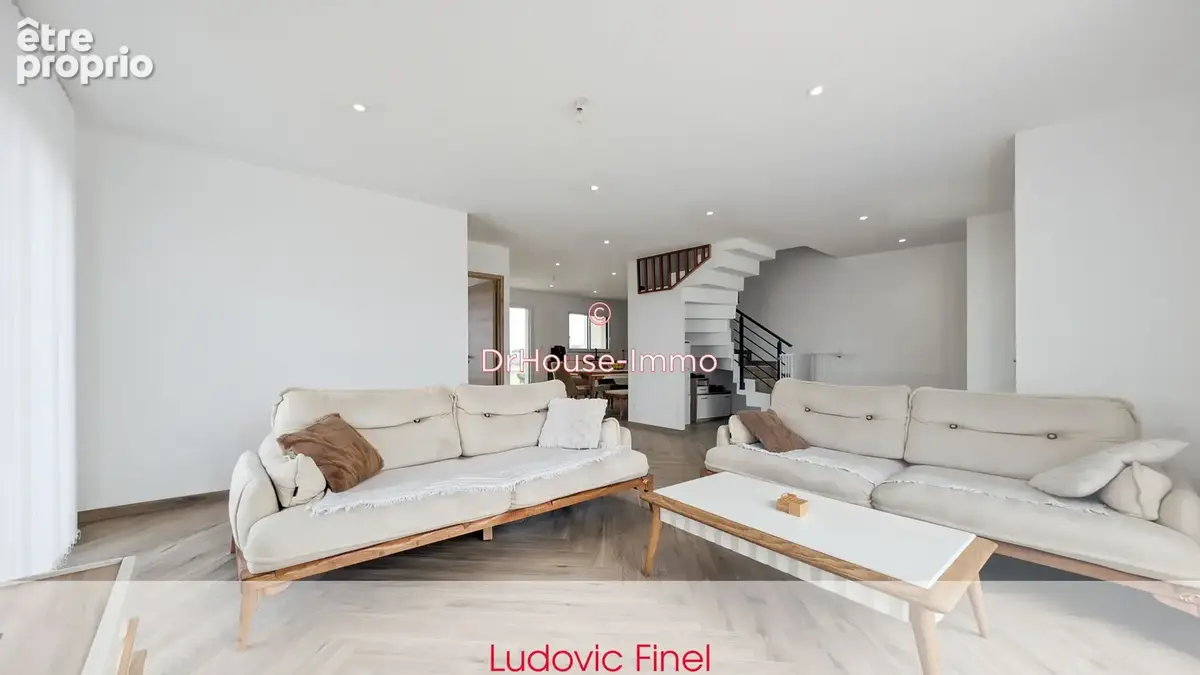 Maison 6 pièces 140 m² à vendre à Courseulles-Sur-Mer (14470) - photo 5