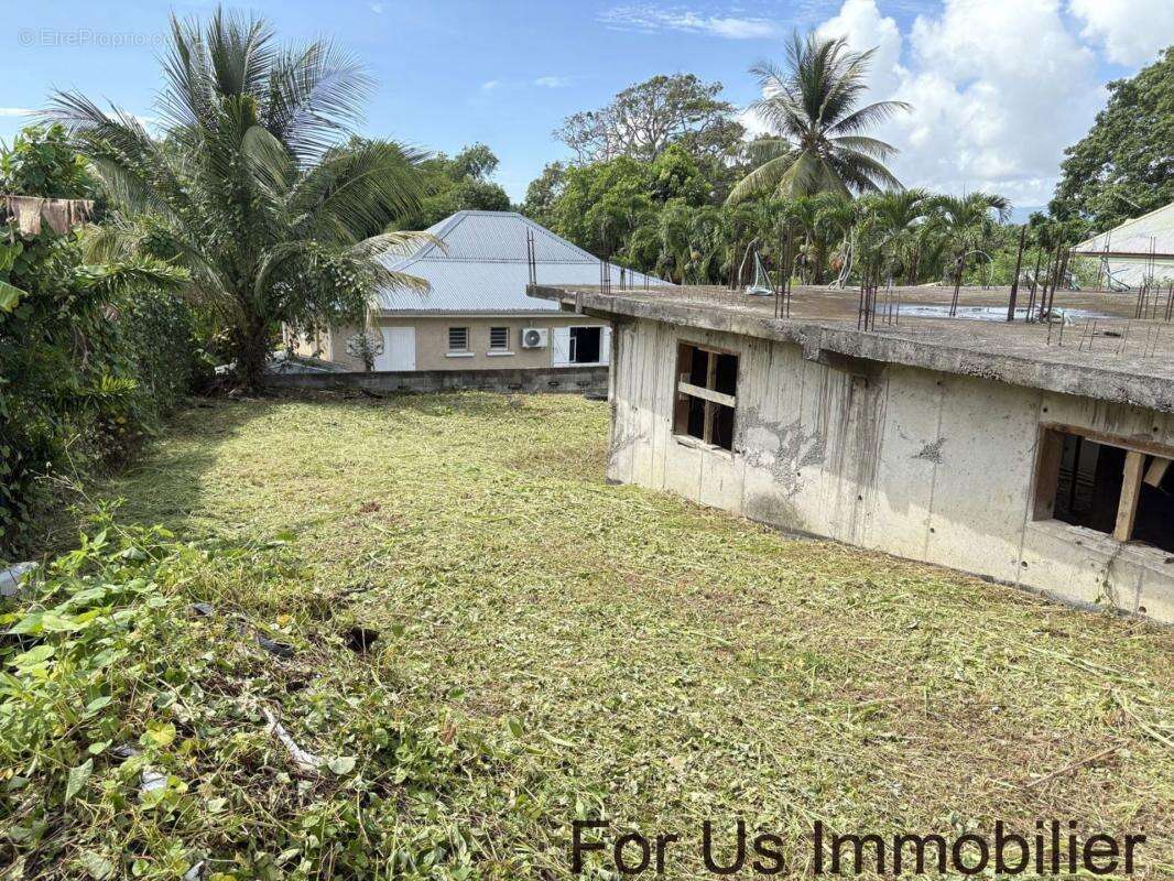 Maison à BAIE-MAHAULT